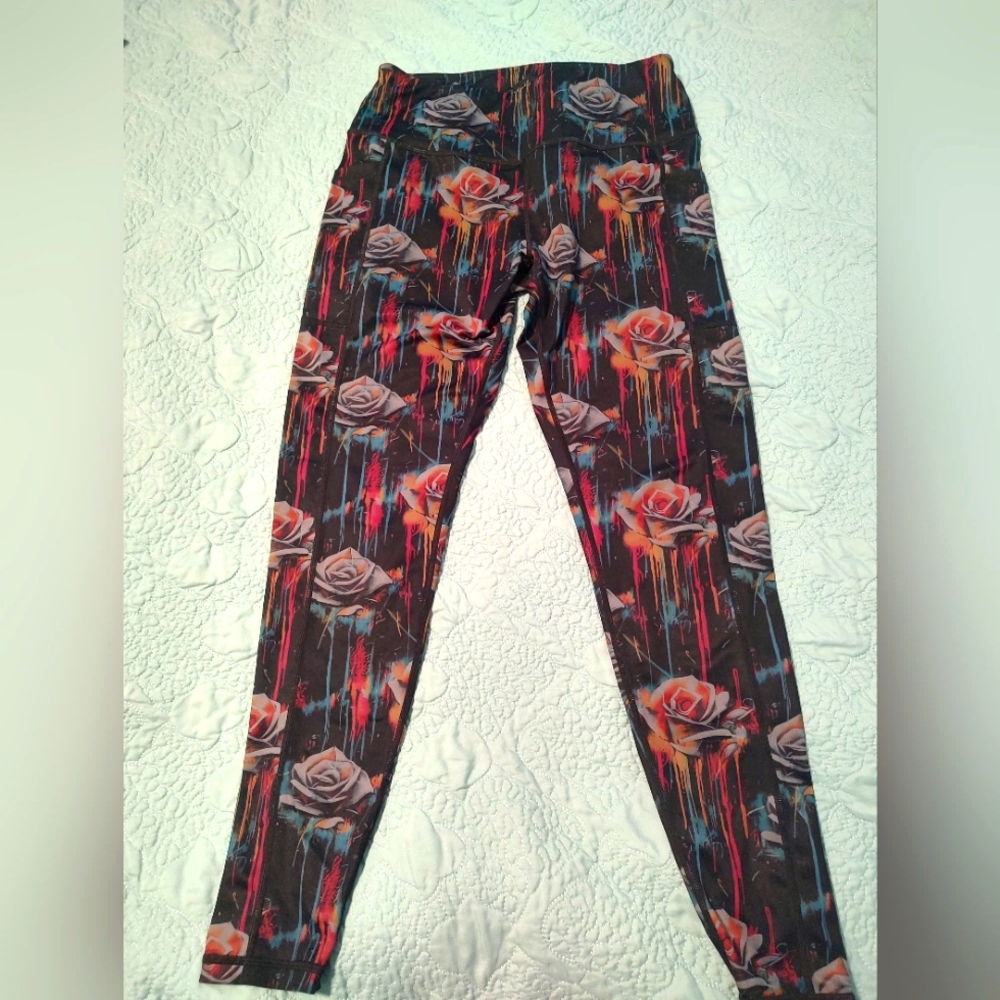 Size Medium Constantly Varied Gear Dripping Roses full length leggings